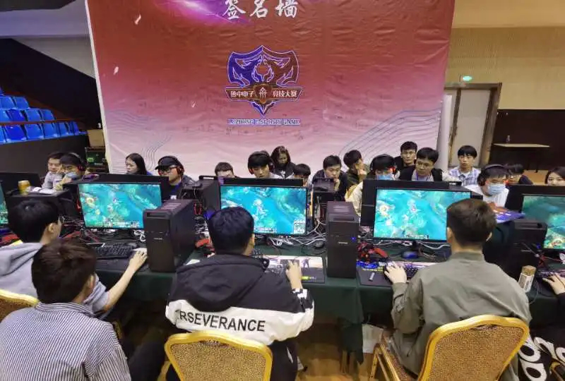 中汲取经验 中汲取经验