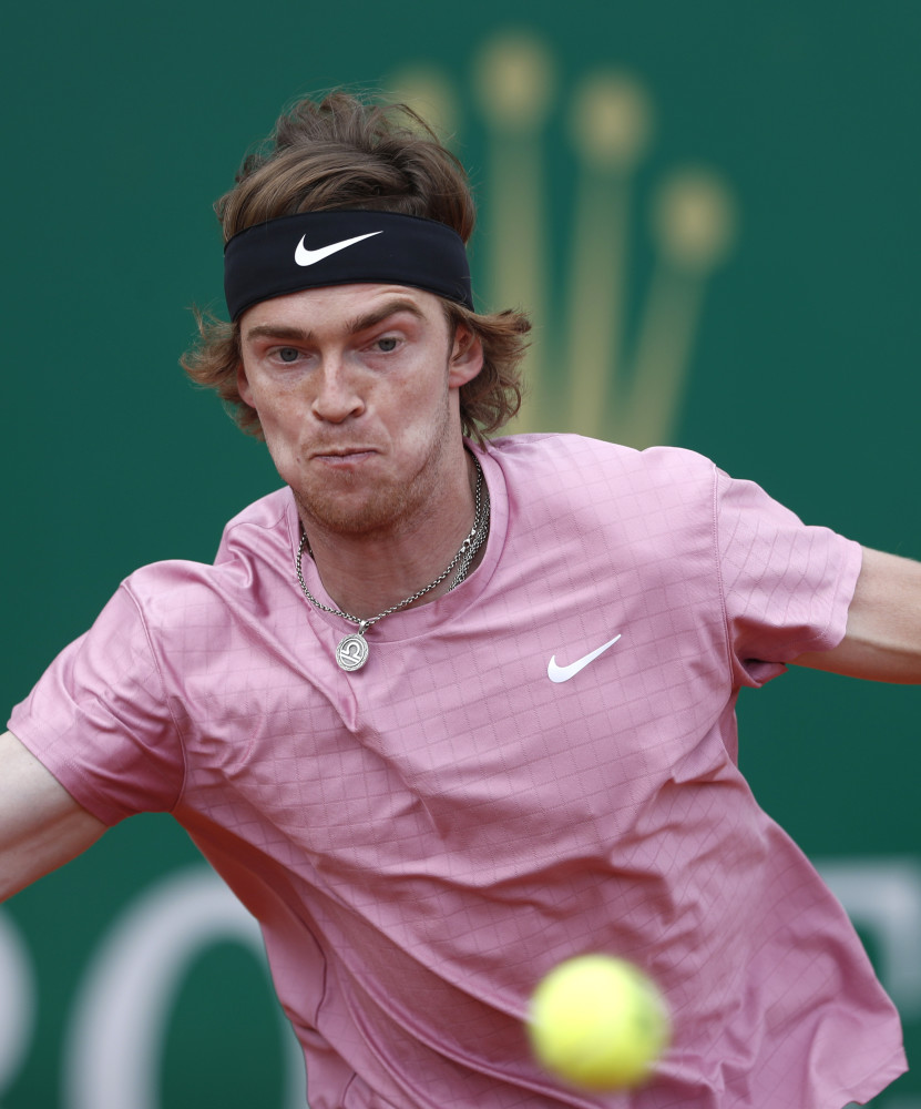 发了广泛讨 发了广泛讨